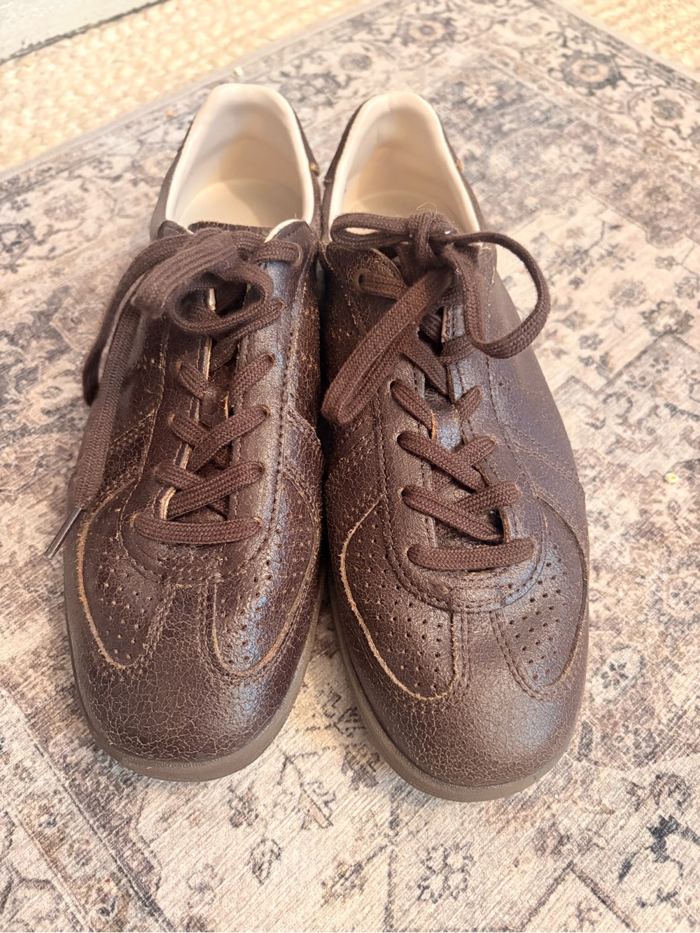 Zara Brown Leather Lace-Up Sneaker